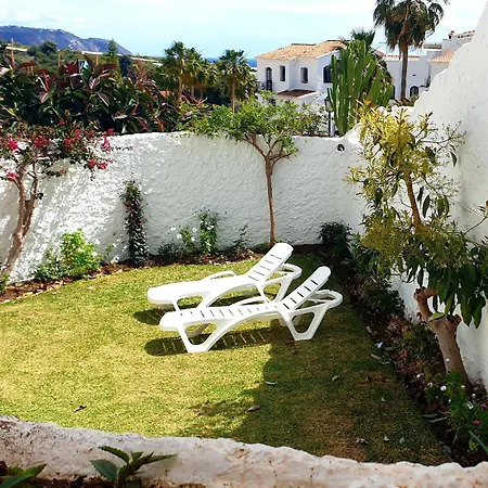 וילה Crisantemos נרחה